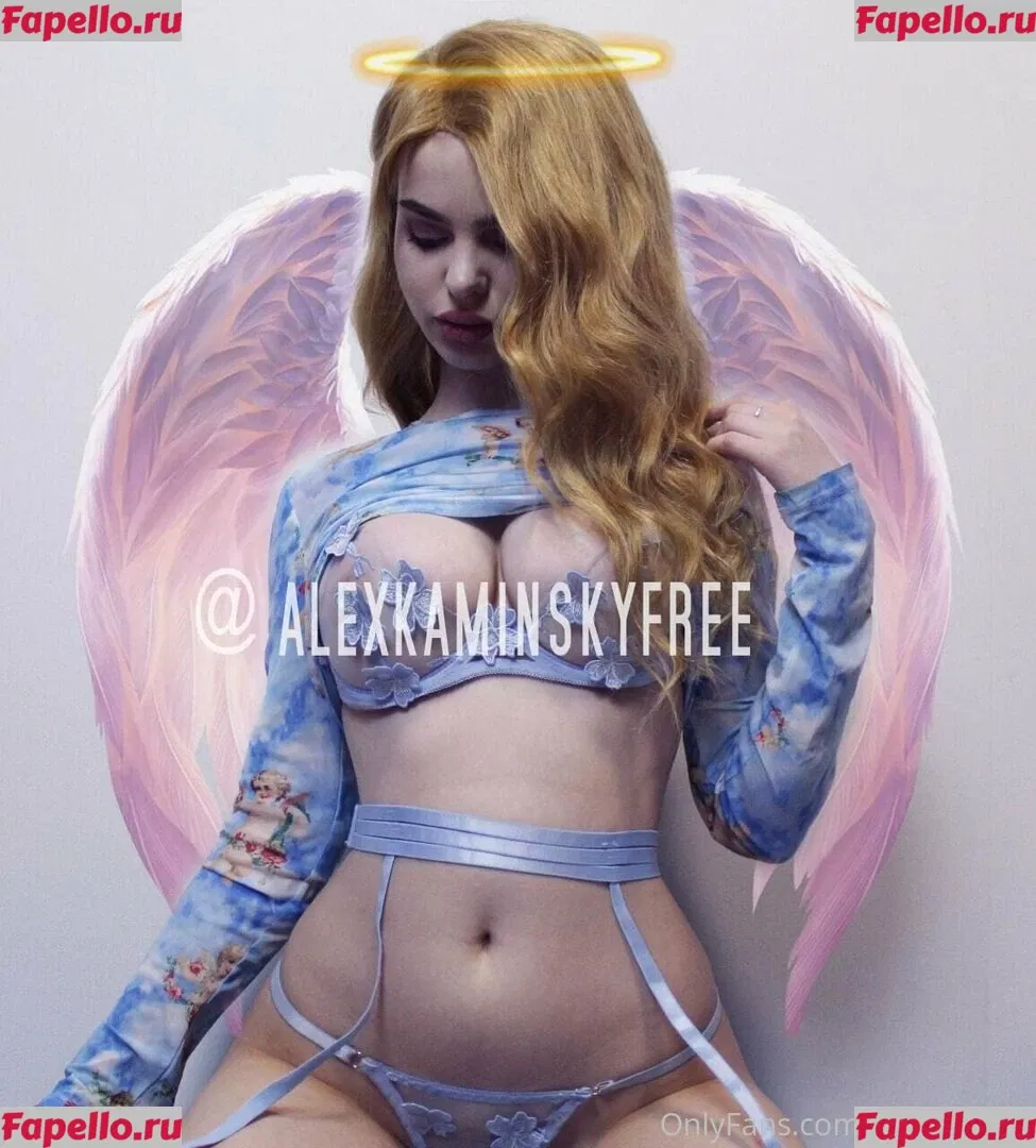 ariamr24fp Onlyfans Photo Gallery 