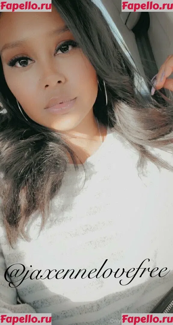 ariamr24fp Onlyfans Photo Gallery 