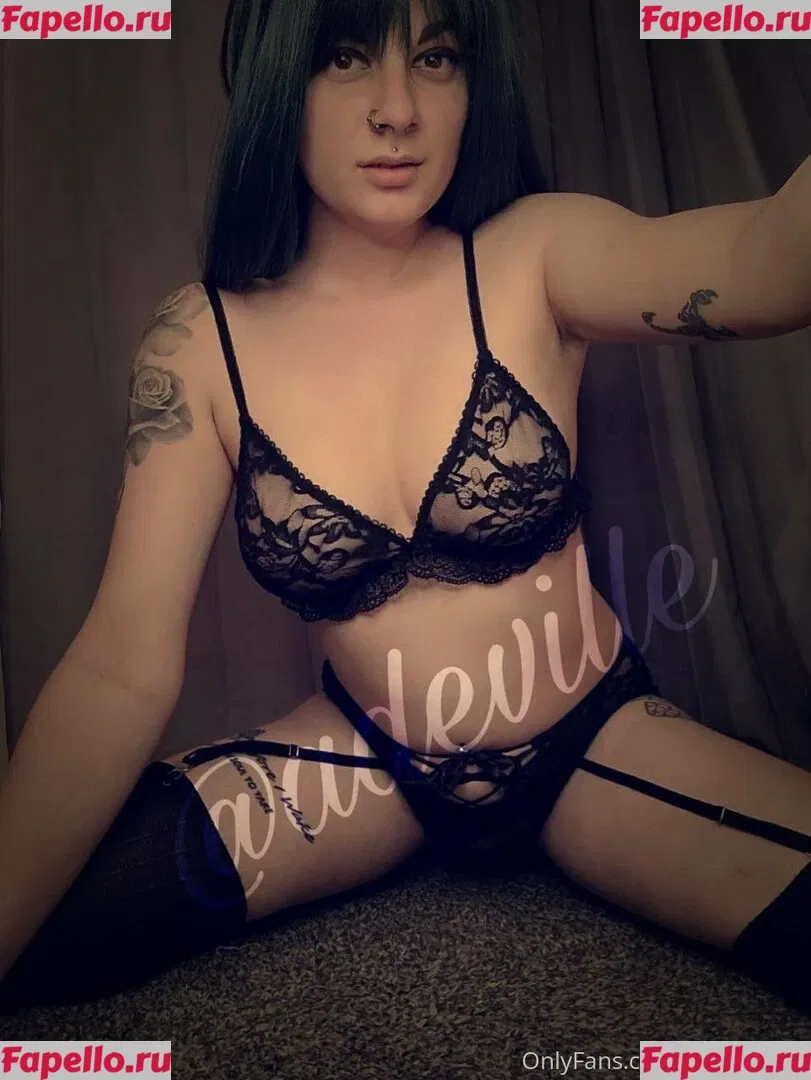 ariamr24fp Onlyfans Photo Gallery 
