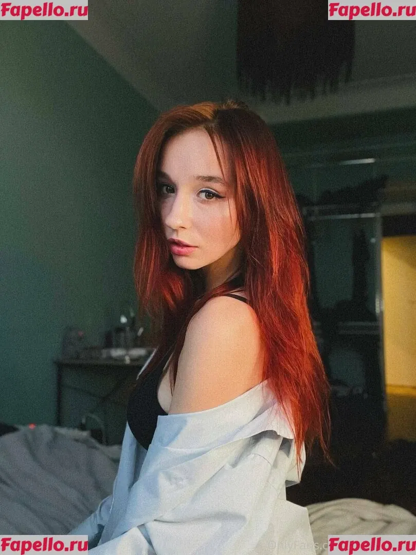 ariamr24fp Onlyfans Photo Gallery 