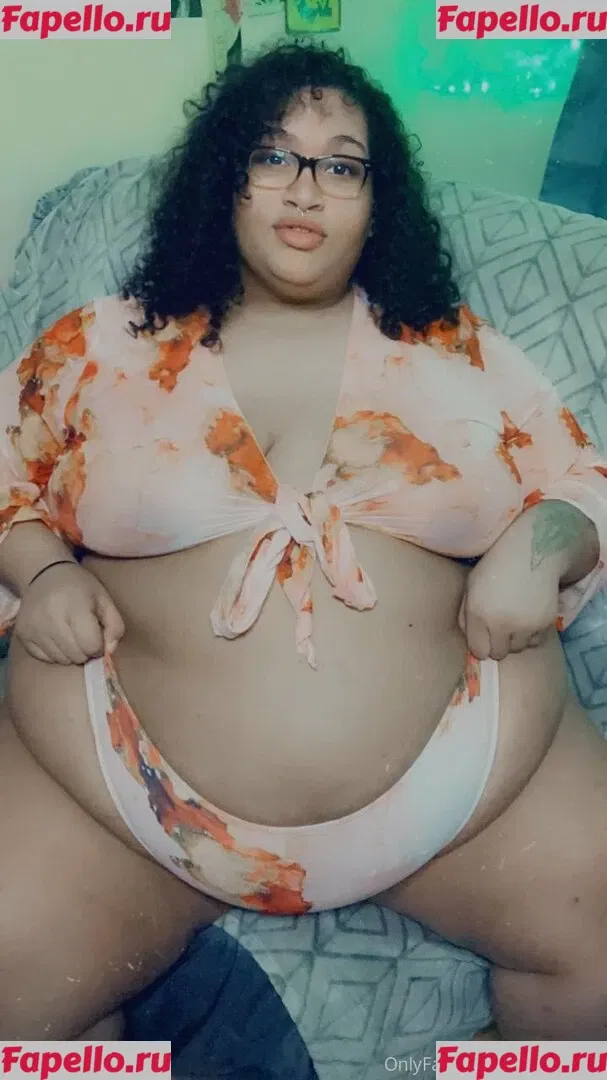 ariamr24fp Onlyfans Photo Gallery 