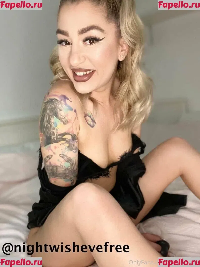ariamr24fp Onlyfans Photo Gallery 