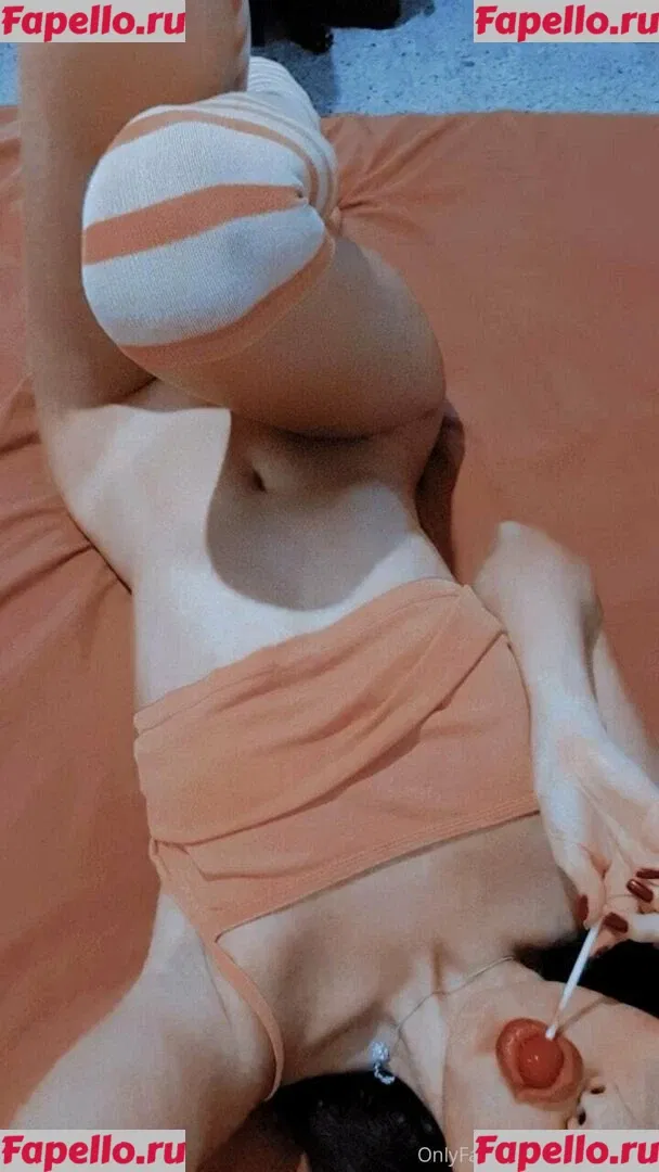 ariamr24fp Onlyfans Photo Gallery 