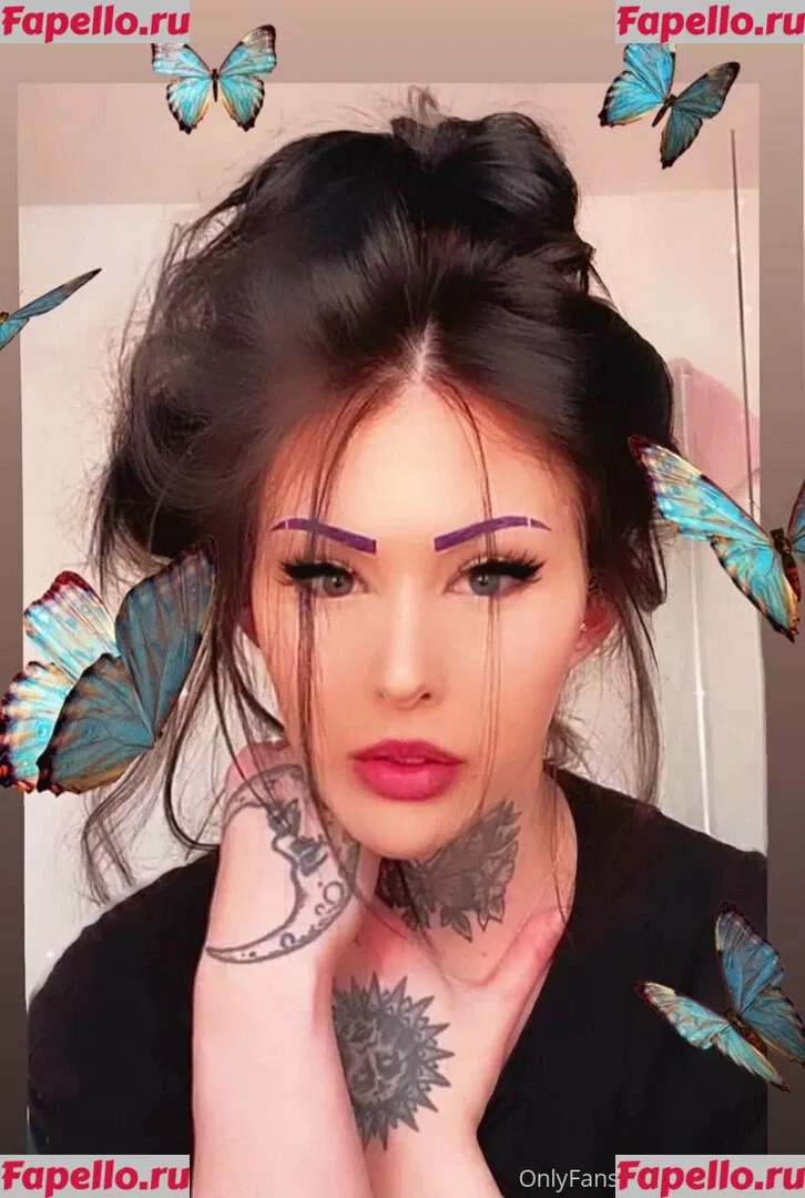 ariamr24fp Onlyfans Photo Gallery 