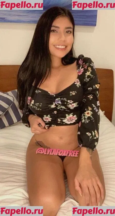 ariamr24fp Onlyfans Photo Gallery 