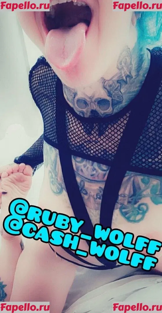 ariamr24fp Onlyfans Photo Gallery 