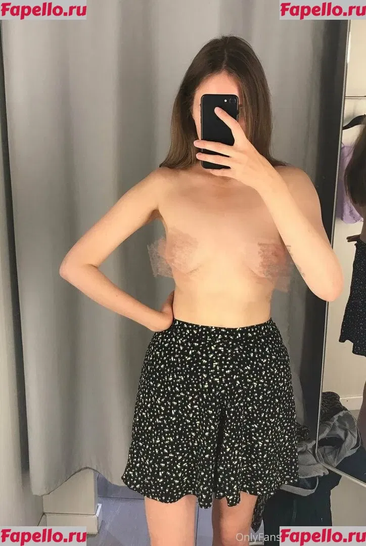 ariamr24fp Onlyfans Photo Gallery 