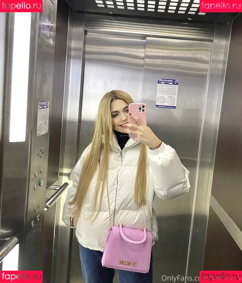 karisha.x Onlyfans Photo Gallery 