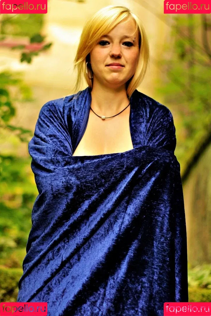 Tina Löffler Onlyfans Photo Gallery 