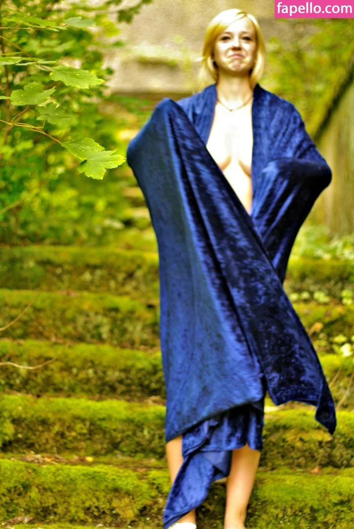 Tina Löffler Onlyfans Photo Gallery 