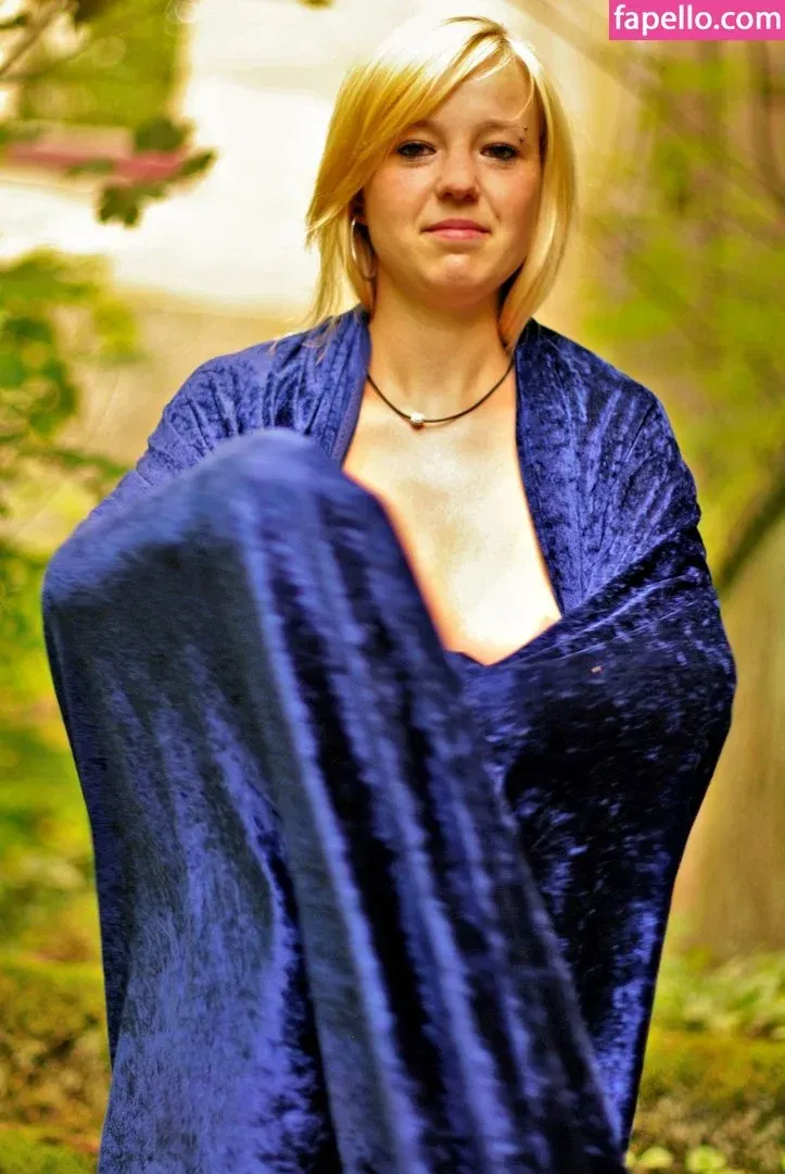 Tina Löffler Onlyfans Photo Gallery 