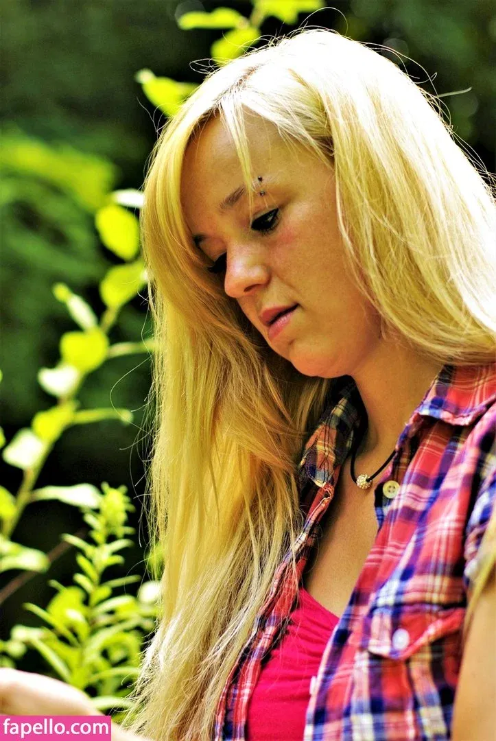 Tina Löffler Onlyfans Photo Gallery 