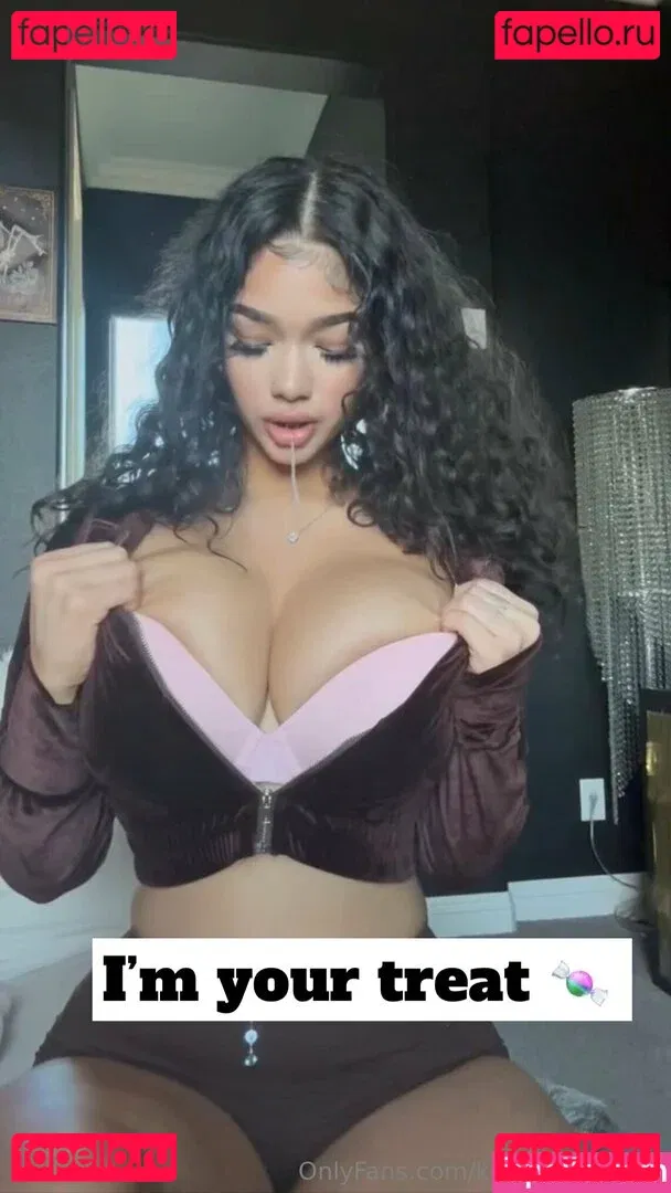 kisssingcousins Onlyfans Photo Gallery 