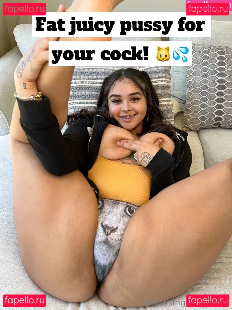 kisssingcousins Onlyfans Photo Gallery 