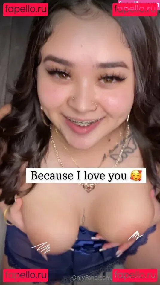 kisssingcousins Onlyfans Photo Gallery 