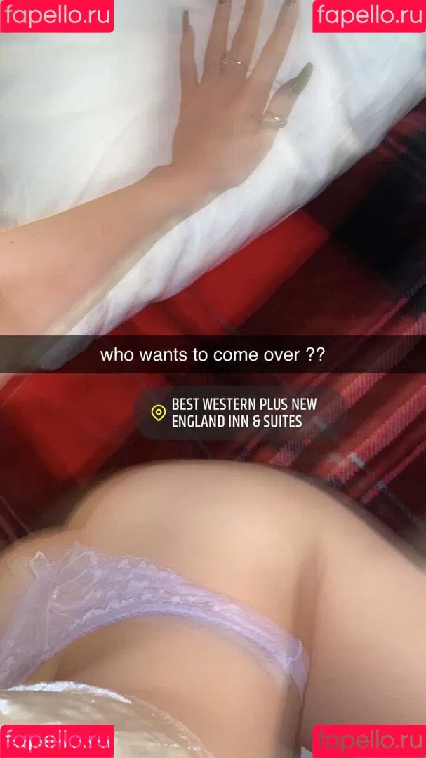 Mackenzie Jones Onlyfans Photo Gallery 