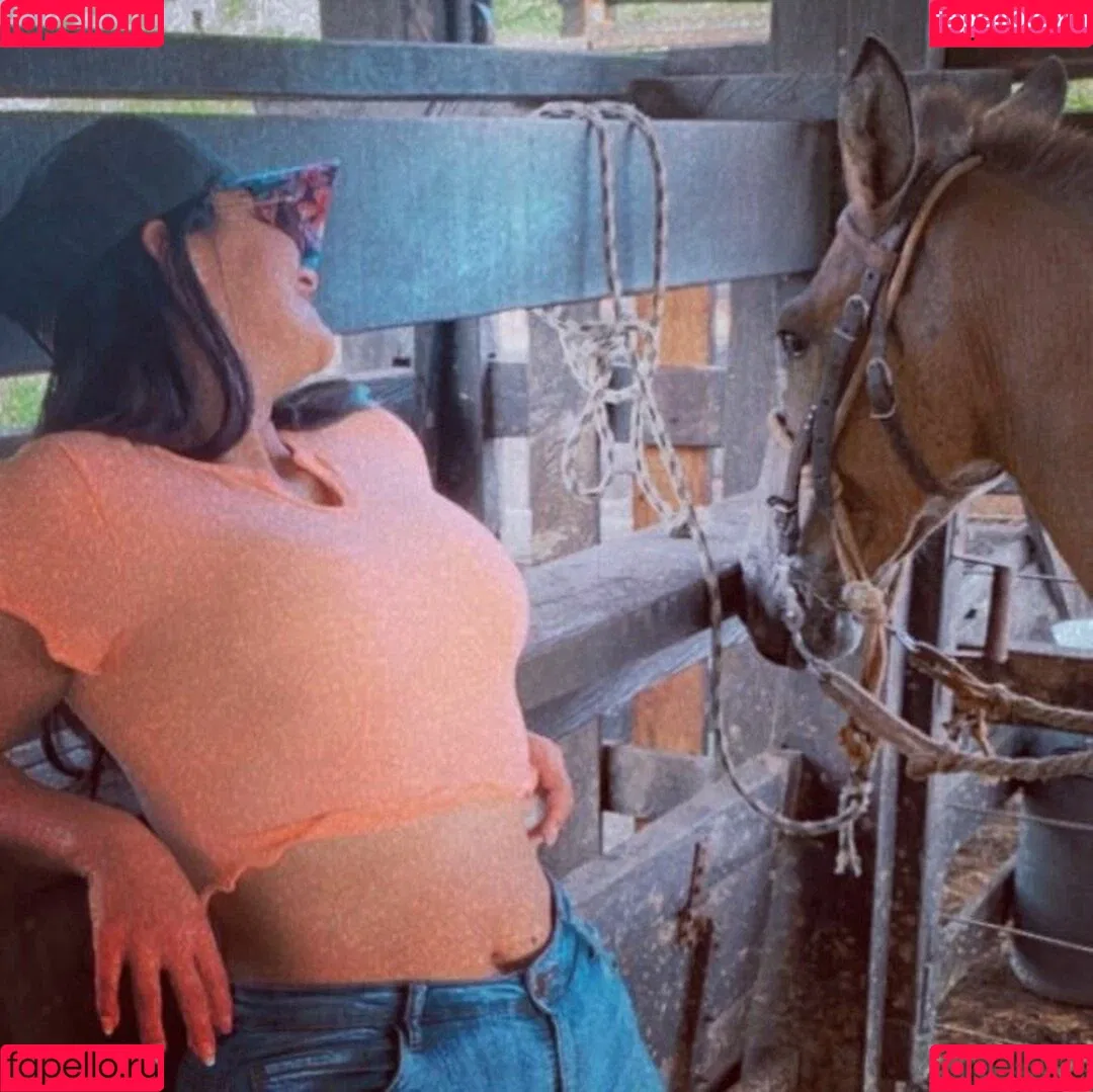 Gabriela Batista Torres Onlyfans Photo Gallery 
