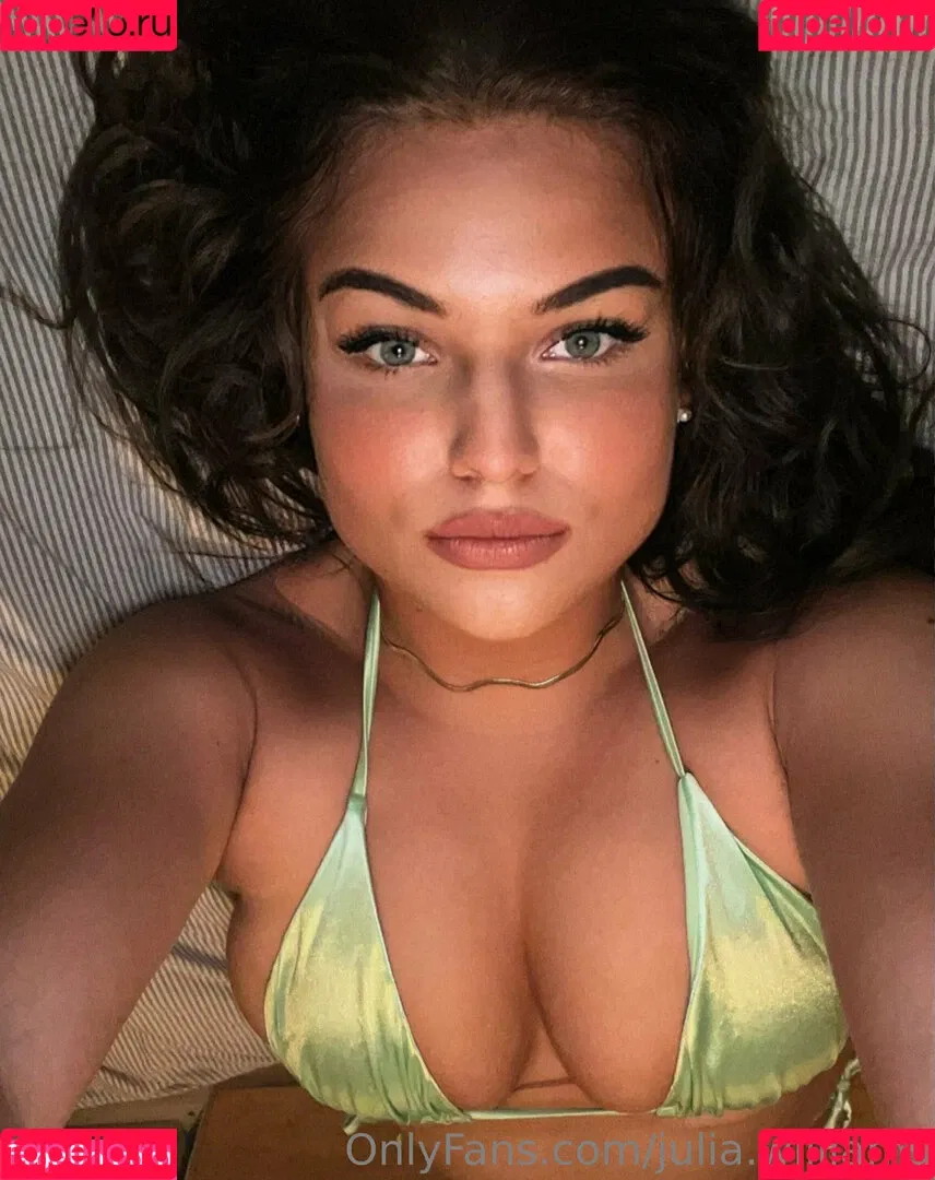 julia.williams Onlyfans Photo Gallery 