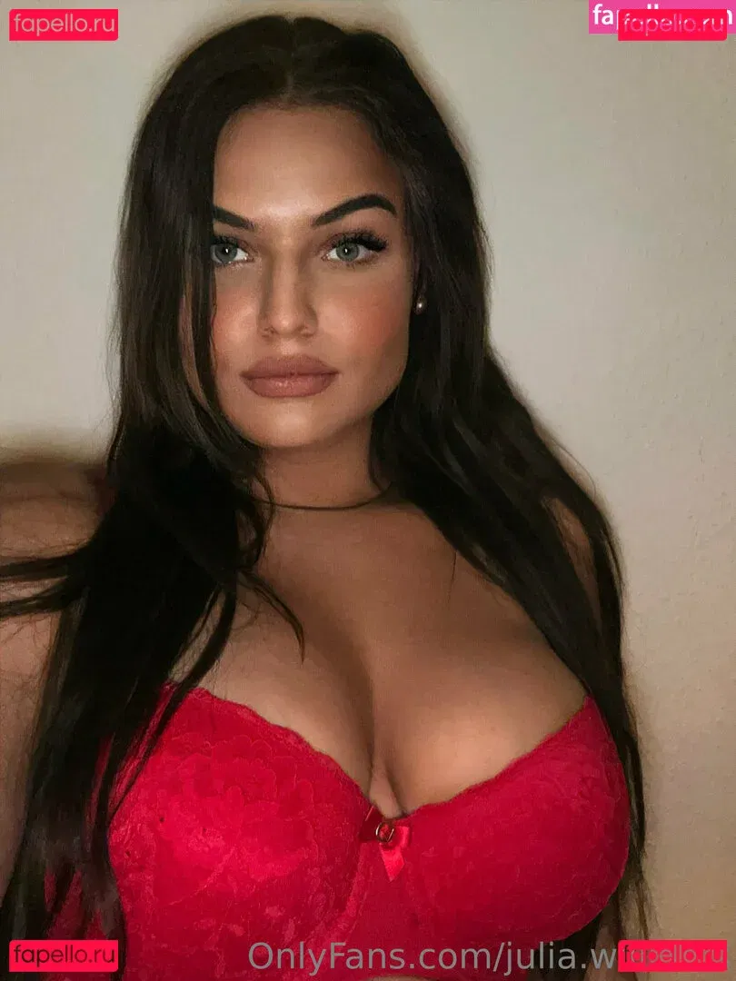 julia.williams Onlyfans Photo Gallery 