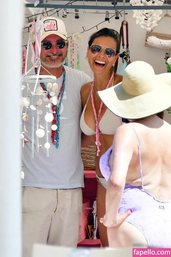 Melanie Sykes Onlyfans Photo Gallery 