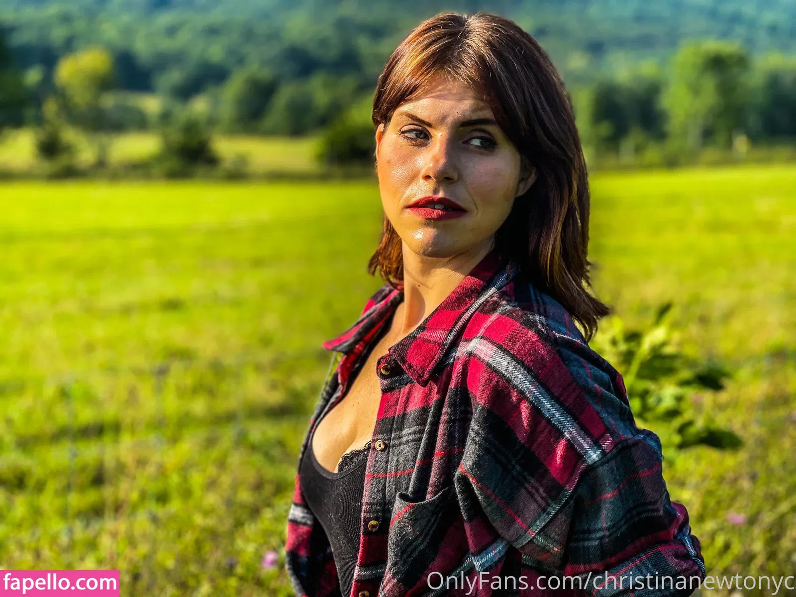 christinanewtonyc Onlyfans Photo Gallery 