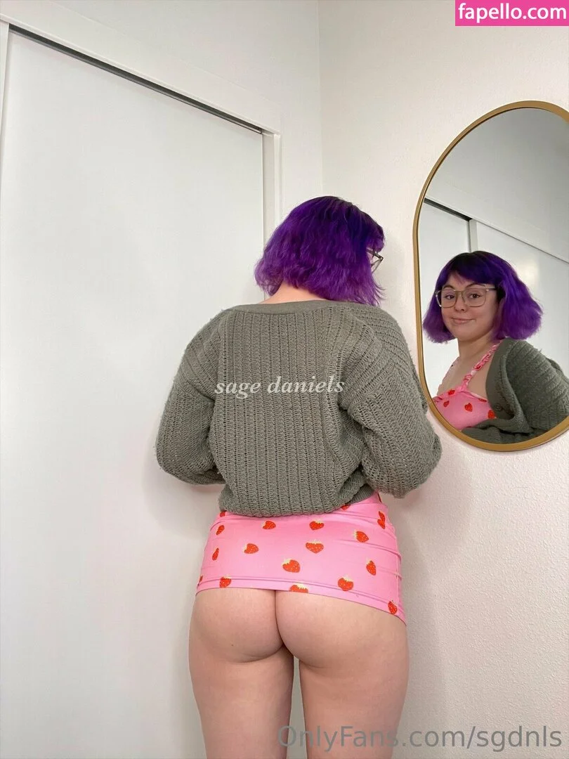 sgdnls Onlyfans Photo Gallery 