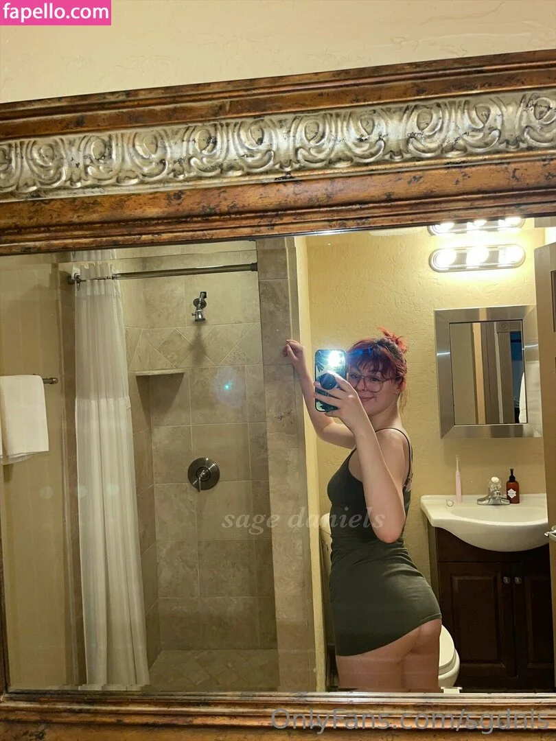 sgdnls Onlyfans Photo Gallery 