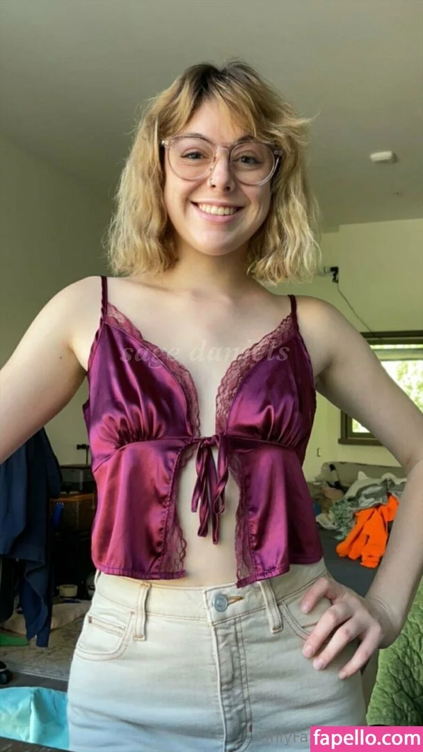 sgdnls Onlyfans Photo Gallery 