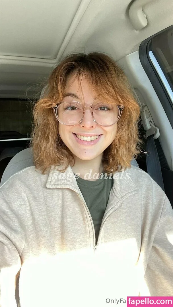 sgdnls Onlyfans Photo Gallery 