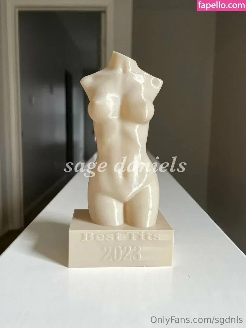 sgdnls Onlyfans Photo Gallery 