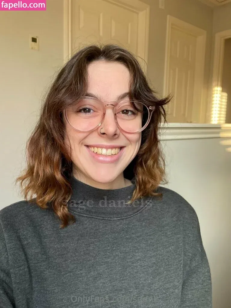 sgdnls Onlyfans Photo Gallery 