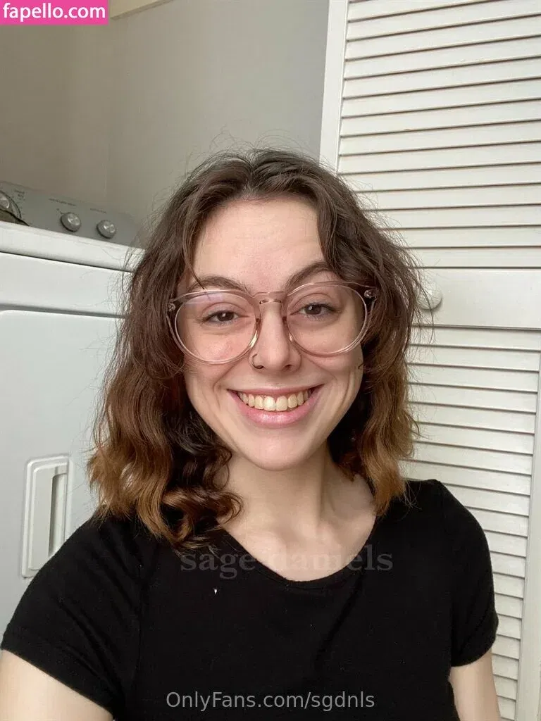 sgdnls Onlyfans Photo Gallery 