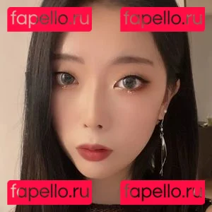 leeeee.mona Onlyfans Photo Gallery 