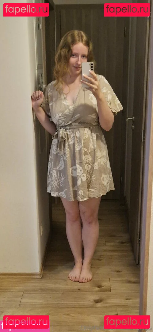 KissMyHips Onlyfans Photo Gallery 