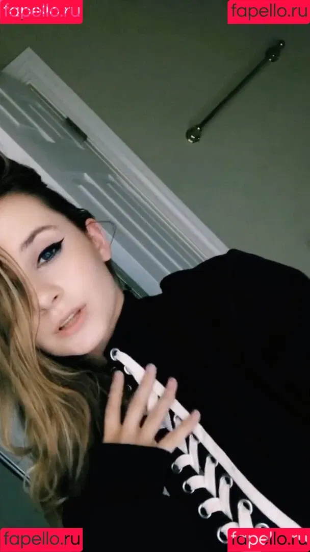 izassassin Onlyfans Photo Gallery 