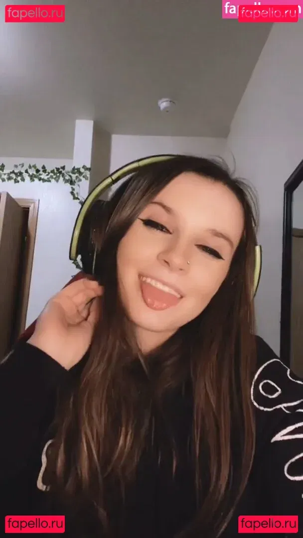 izassassin Onlyfans Photo Gallery 