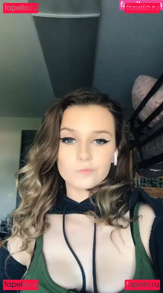 izassassin Onlyfans Photo Gallery 