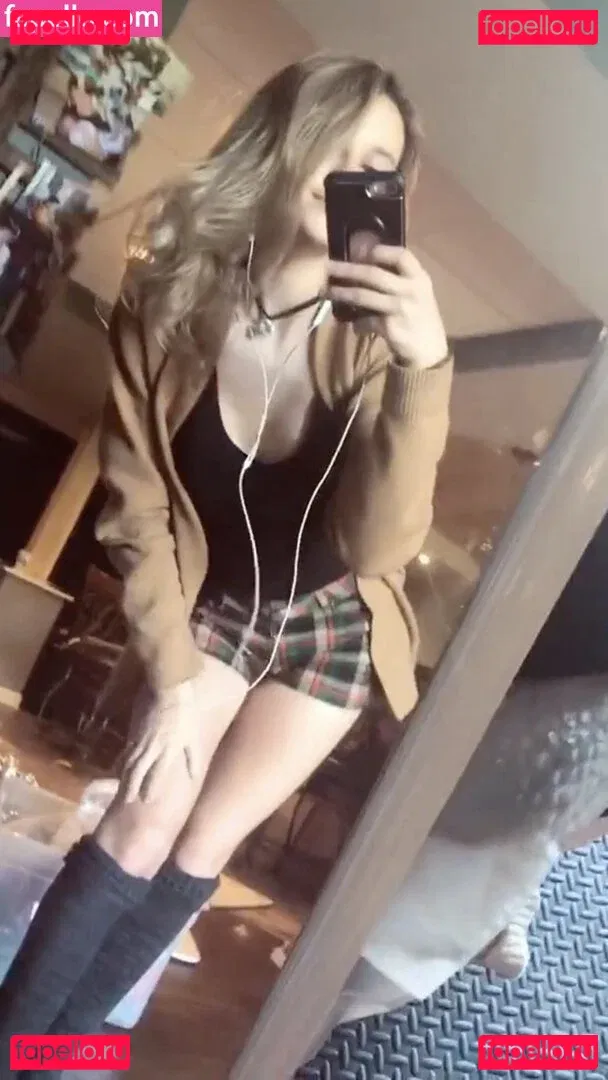 izassassin Onlyfans Photo Gallery 