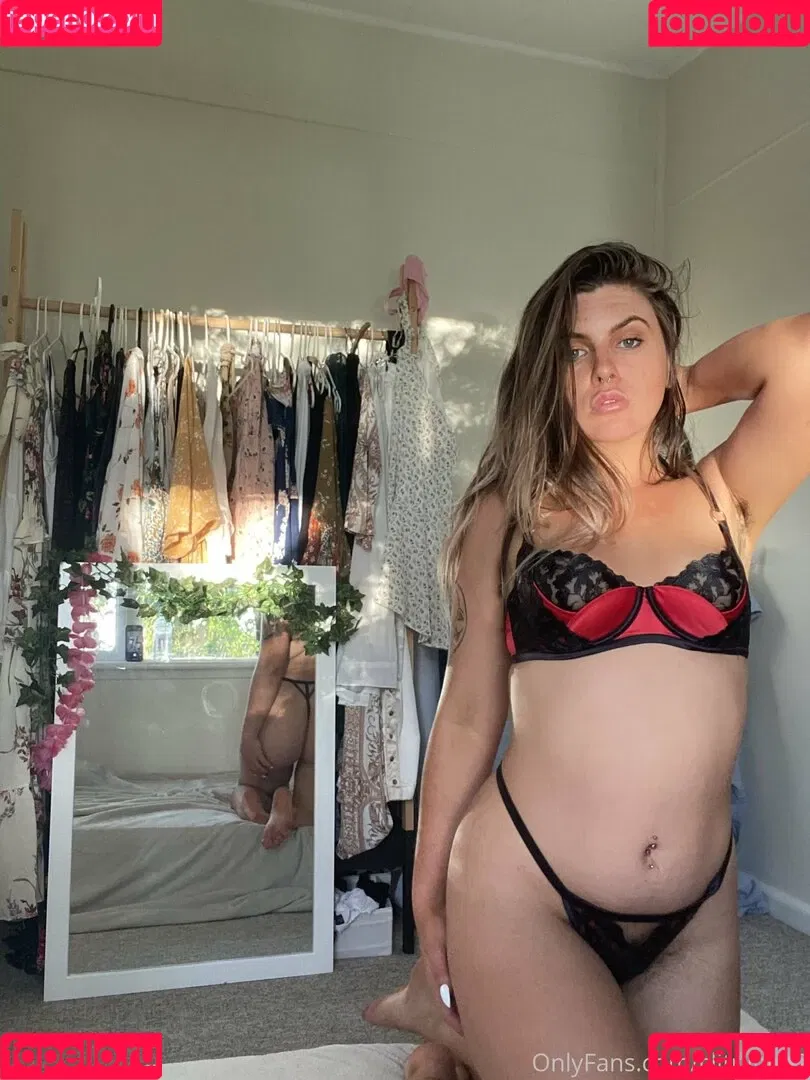 clitriinee2 Onlyfans Photo Gallery 