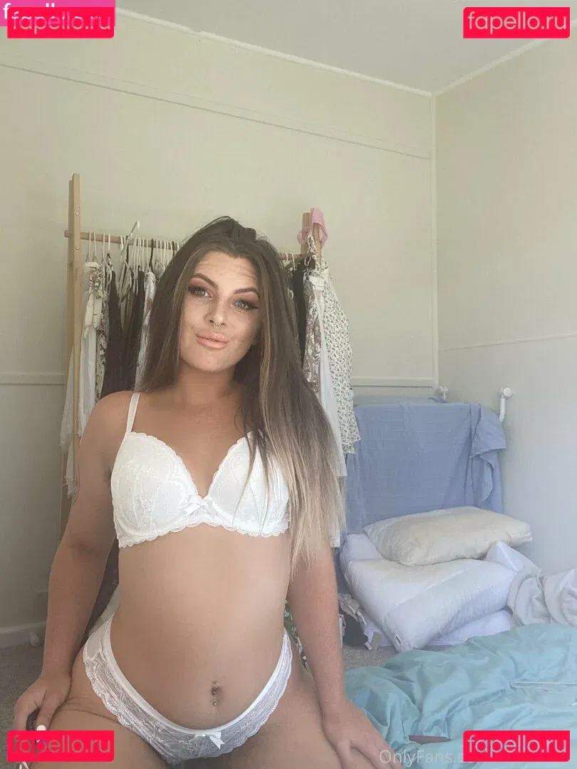 clitriinee2 Onlyfans Photo Gallery 