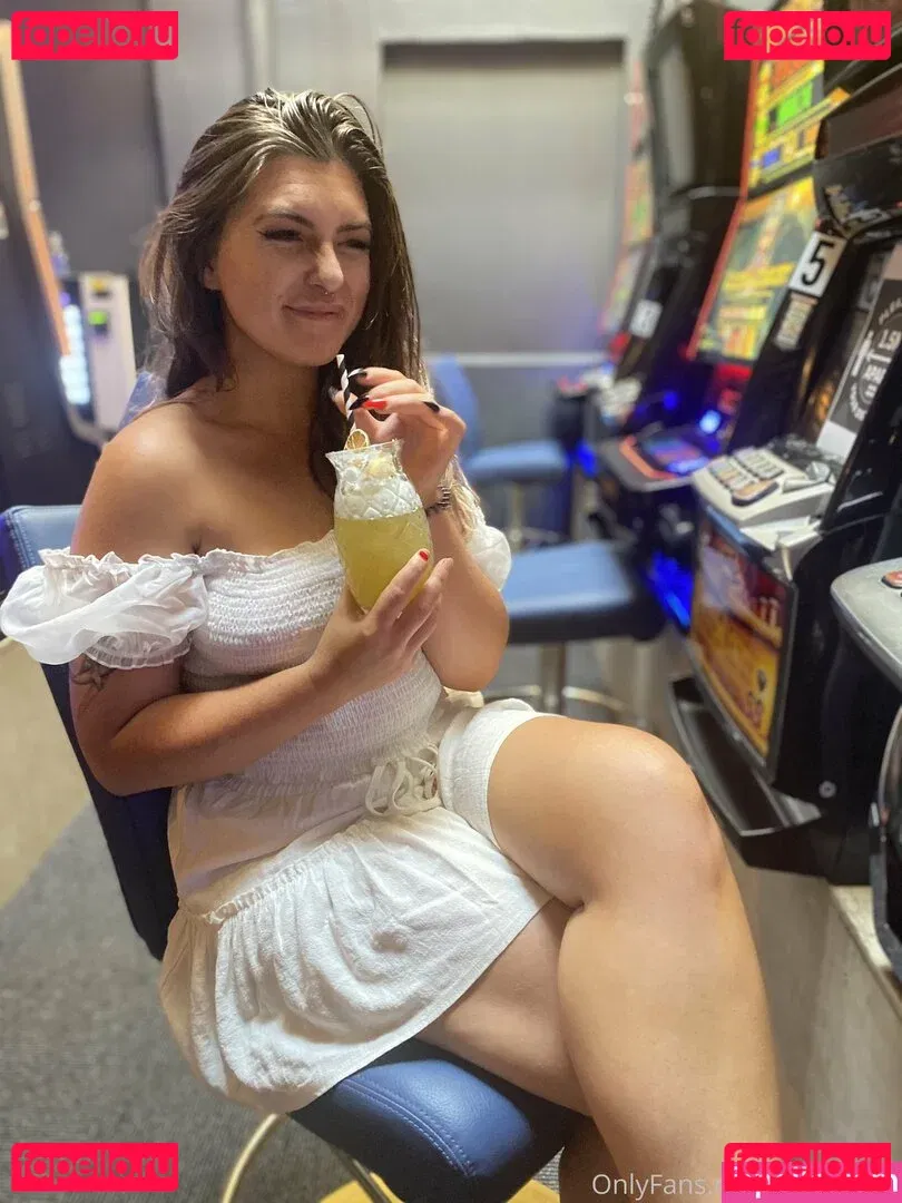 clitriinee2 Onlyfans Photo Gallery 