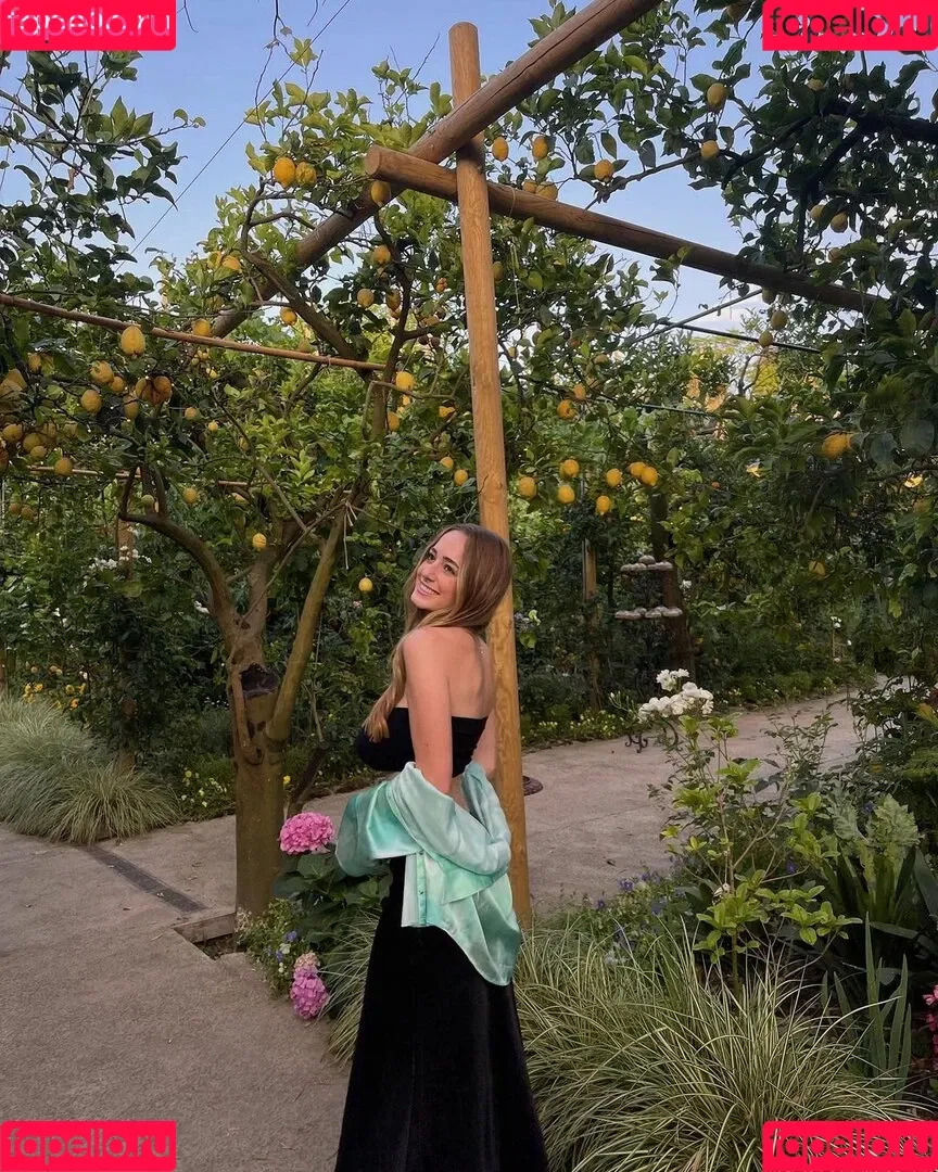 Charlotte Bregman Onlyfans Photo Gallery 