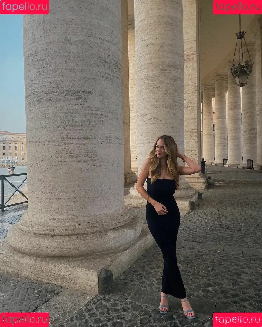 Charlotte Bregman Onlyfans Photo Gallery 