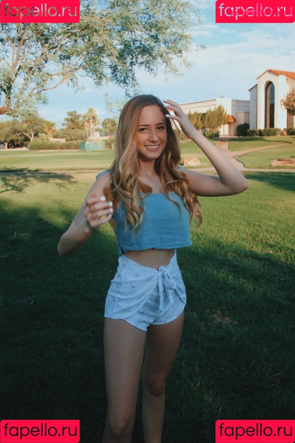 Charlotte Bregman Onlyfans Photo Gallery 