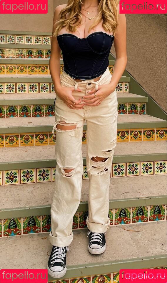 Charlotte Bregman Onlyfans Photo Gallery 