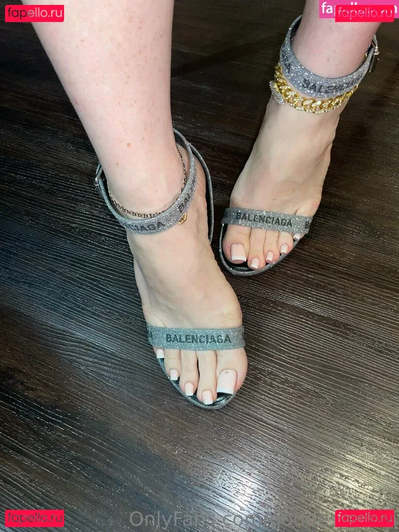 goddessfendi Onlyfans Photo Gallery 