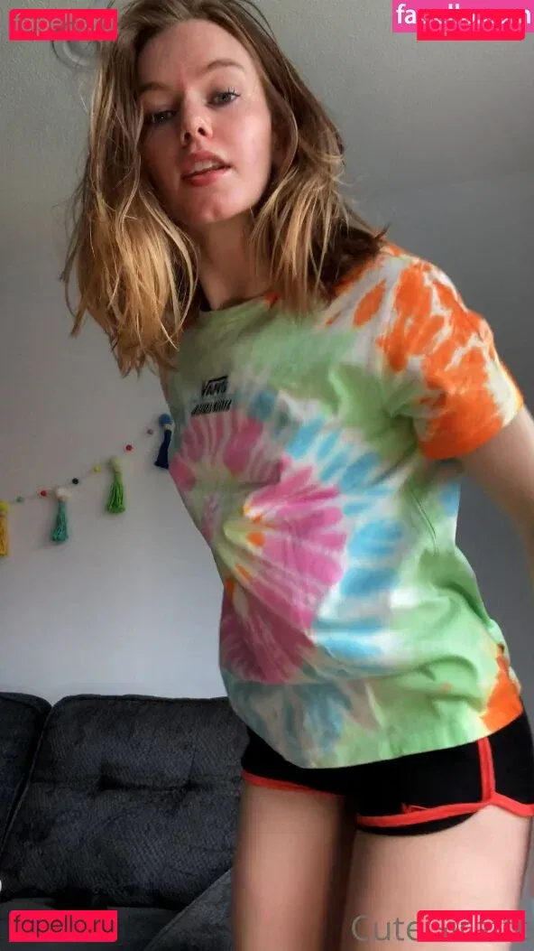 cutegiraffe Onlyfans Photo Gallery 