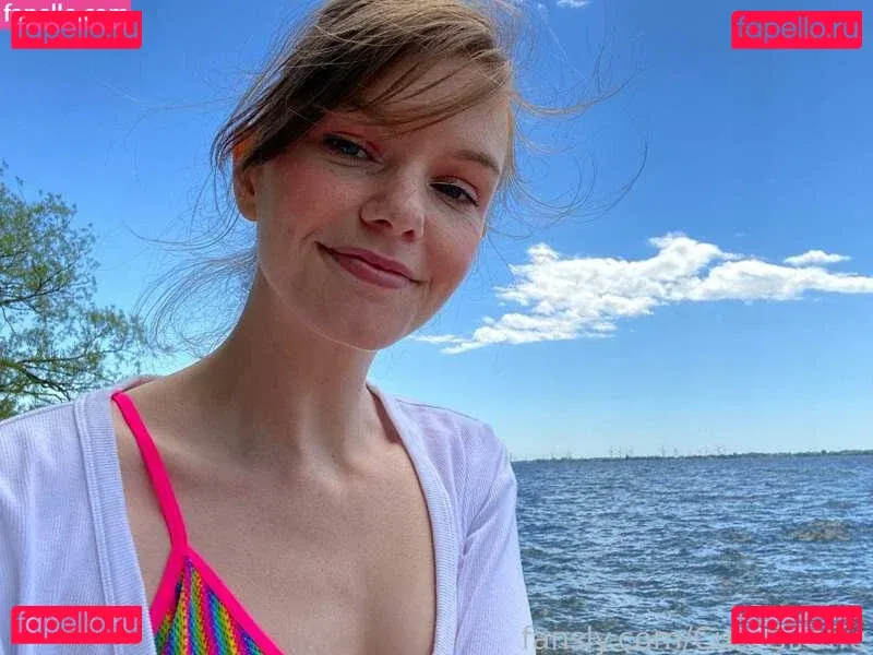 cutegiraffe Onlyfans Photo Gallery 