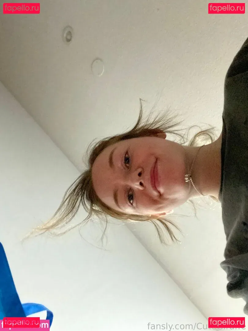 cutegiraffe Onlyfans Photo Gallery 