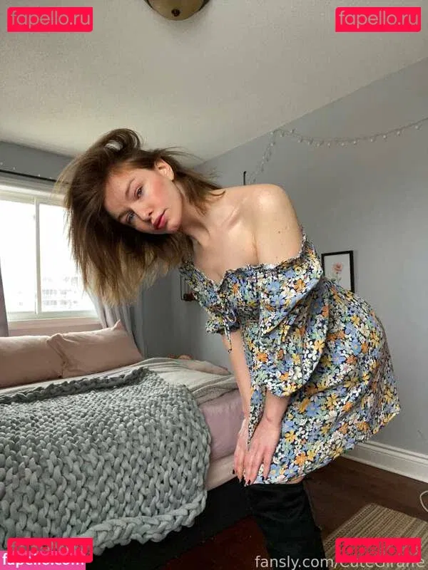 cutegiraffe Onlyfans Photo Gallery 